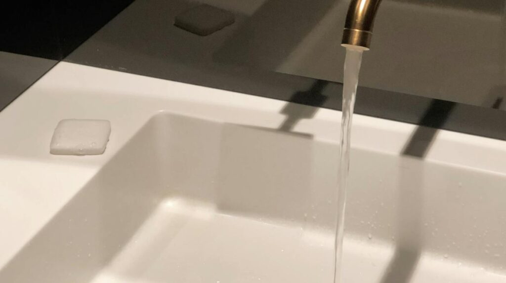 Touchless faucet Appropriate Sensor Technology
